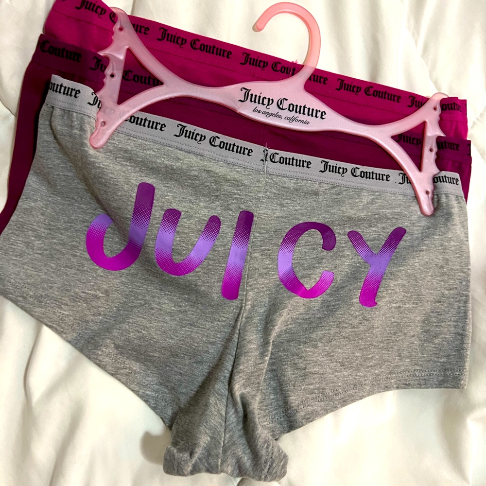 Juicy Couture Panties/Boyshorts/Underwear